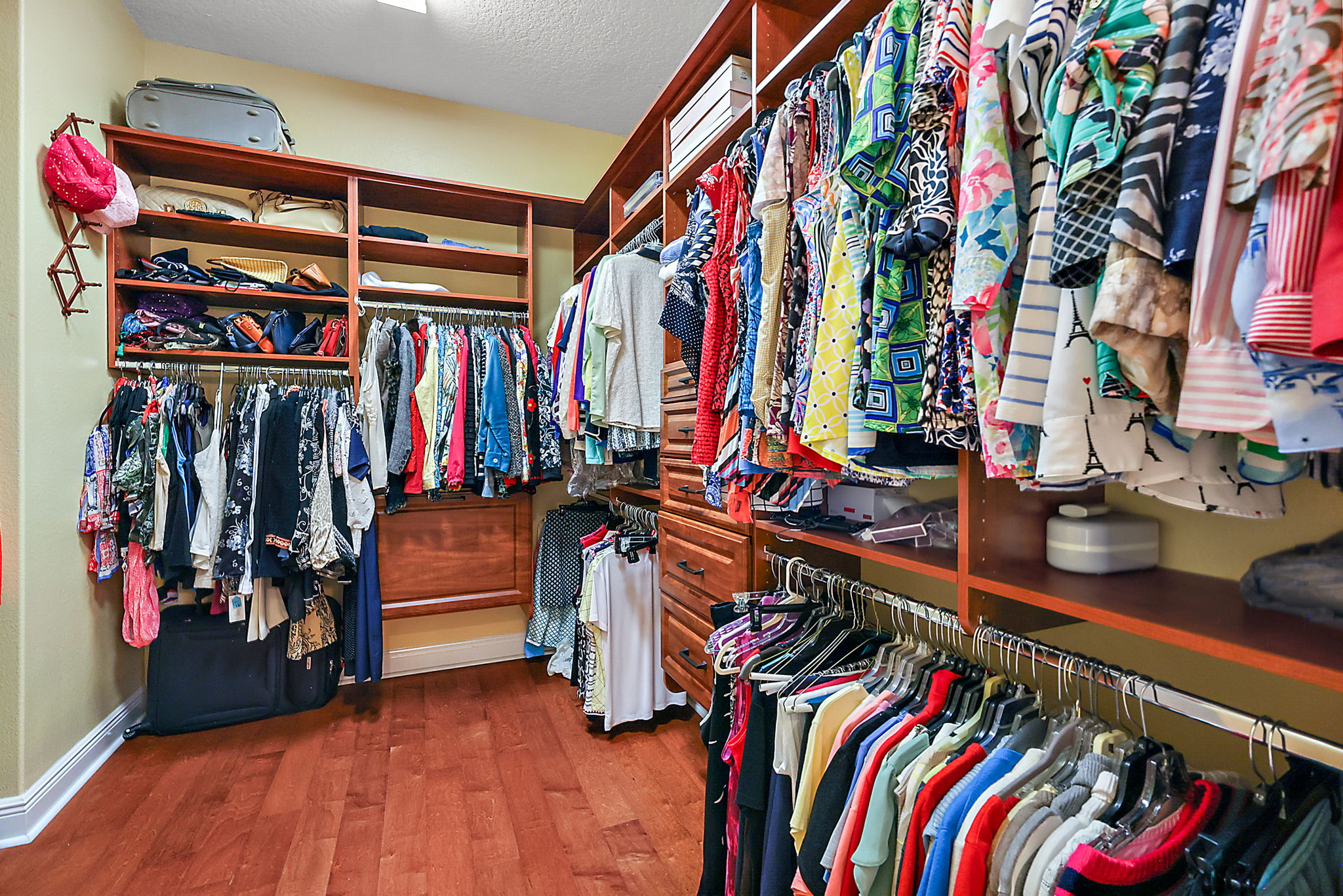 Primary Bedroom Closet