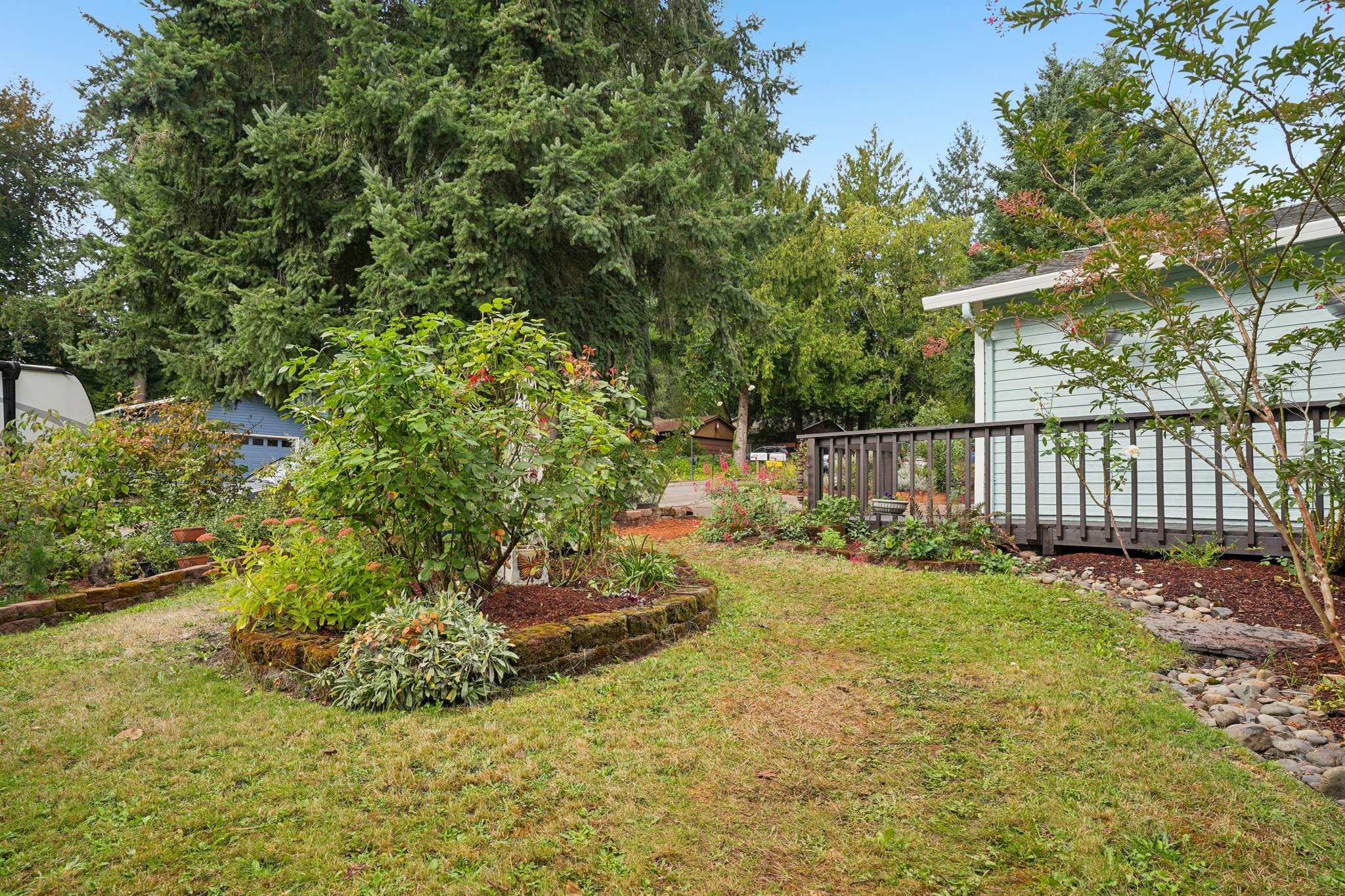 SW Denney Ct-S0410-004.jpg