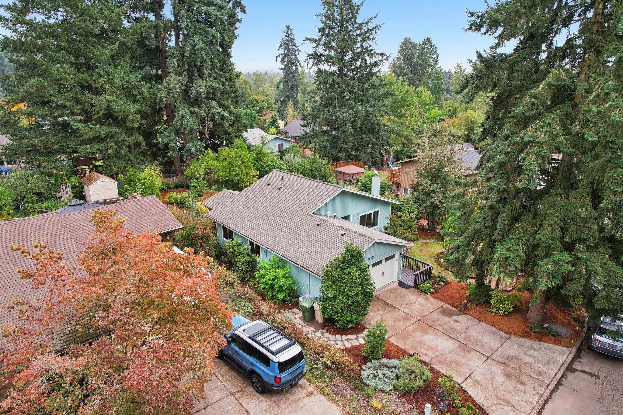 SW Denney Ct-S0410-033.jpg