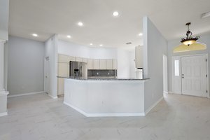 Kitchen/Foyer