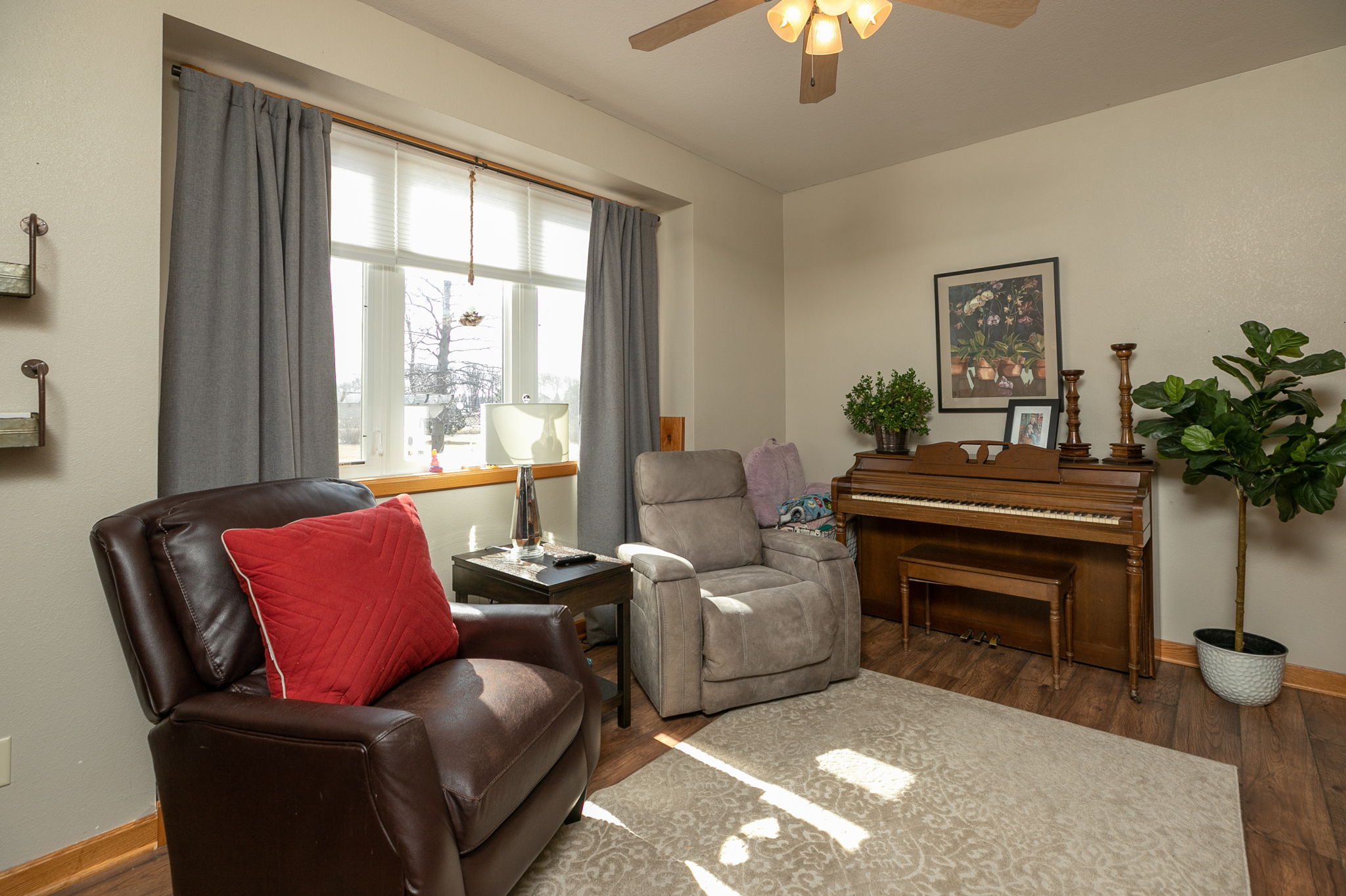 19-Bedroom-Office