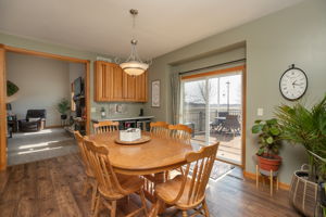 11-Eat in Kitchen
