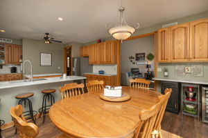12-Eat in Kitchen