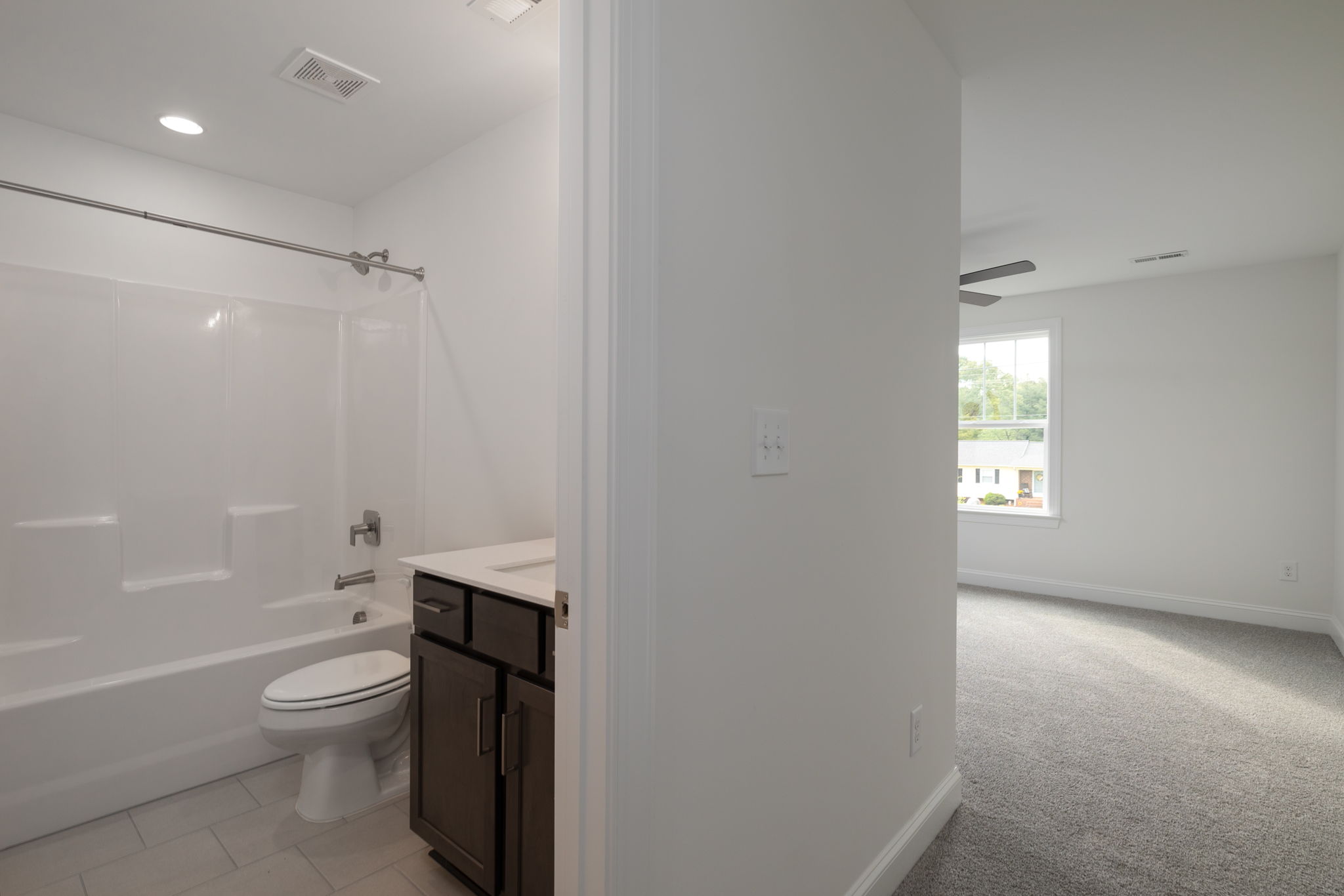 1698 Ashmed Ln-29