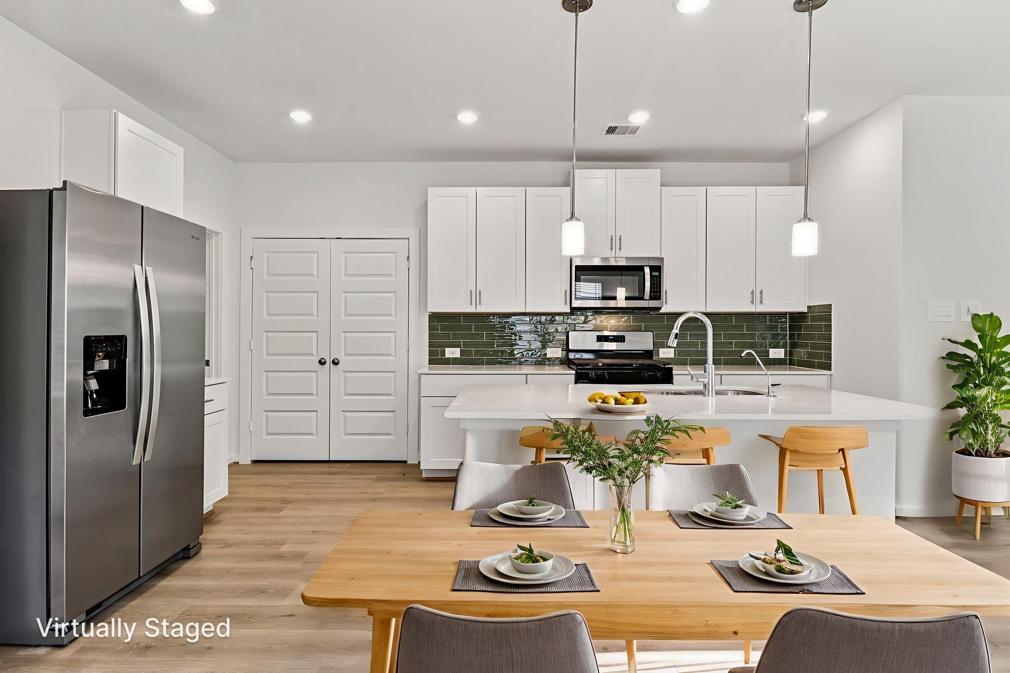 Houston - Mavera - 16980 Juniper Blossom Bnd Conroe TX 77302 - 010 virtually staged.jpeg