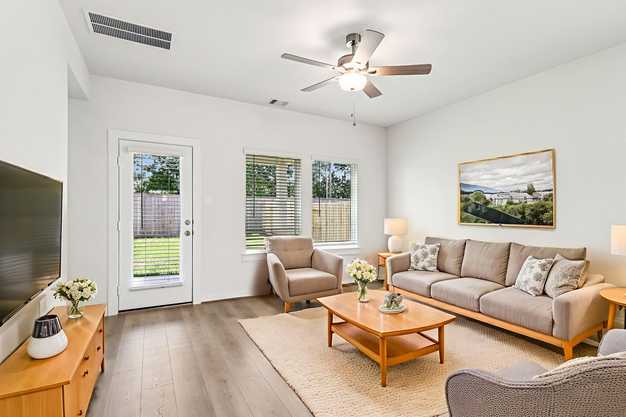 Houston - Mavera - 16980 Juniper Blossom Bnd Conroe TX 77302 - 006 virtually staged.jpeg