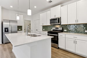 Houston - Mavera - 16980 Juniper Blossom Bnd Conroe TX 77302 - 011