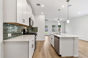 Houston - Mavera - 16980 Juniper Blossom Bnd Conroe TX 77302 - 012