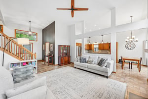 Georgetown Way-S0110-007.jpg