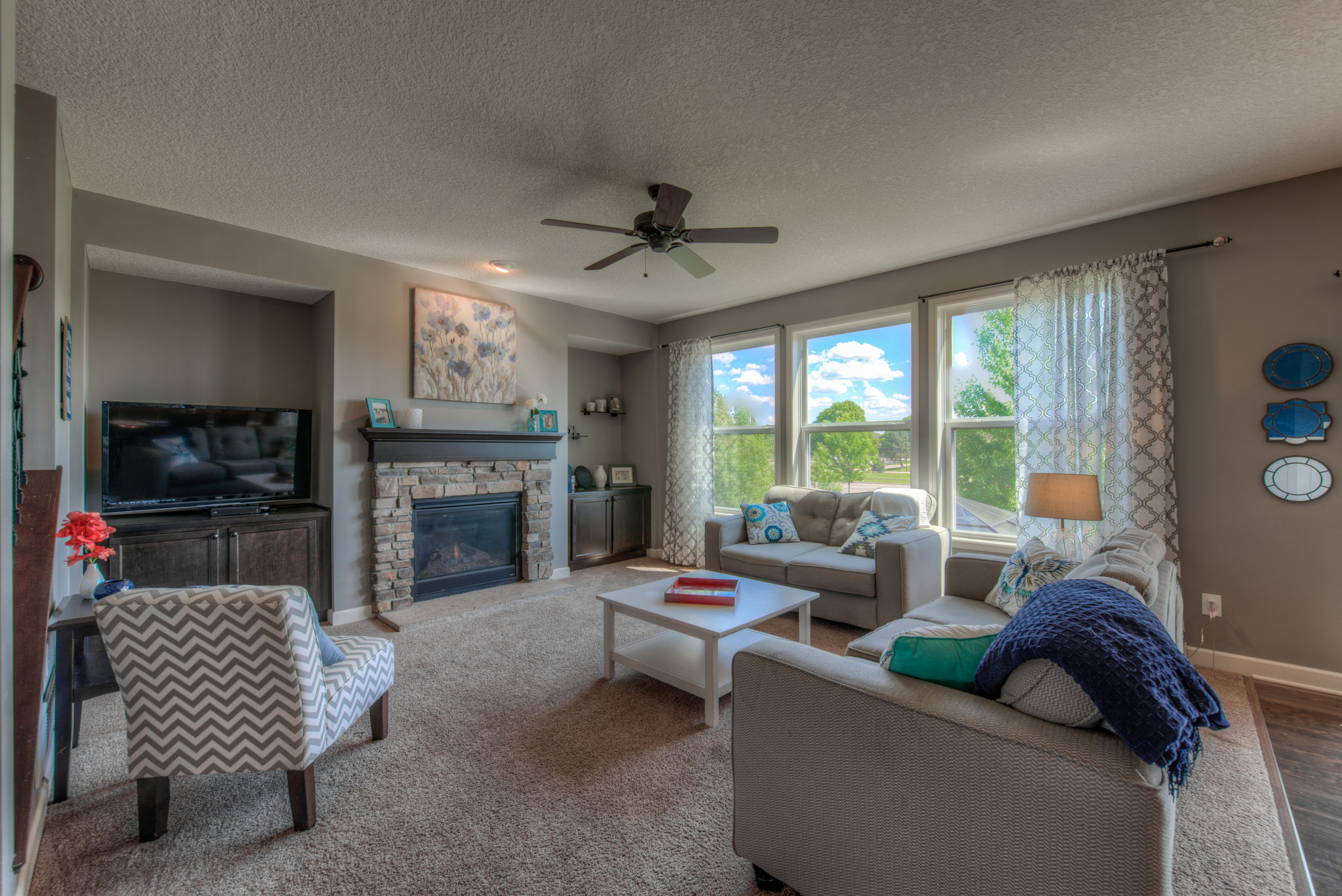  16986 Enfield Ct, Lakeville, MN 55044, US Photo 4