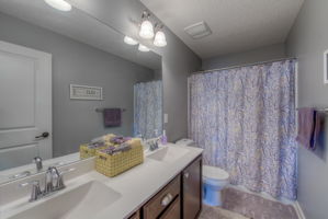  16986 Enfield Ct, Lakeville, MN 55044, US Photo 16