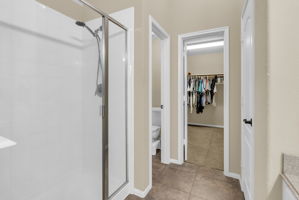  Photo 48