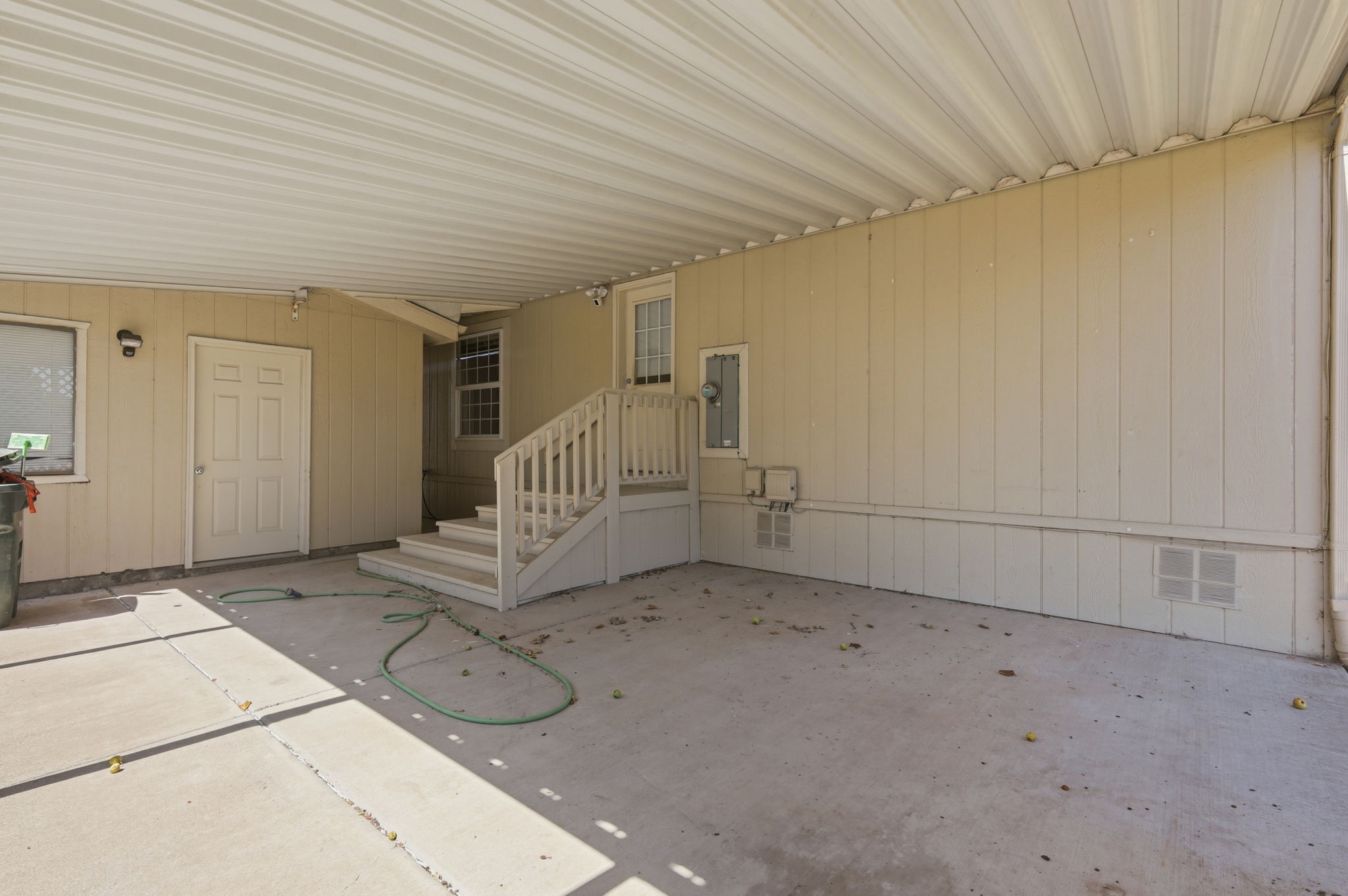  Photo 41