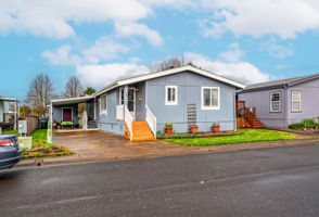 Photo 0