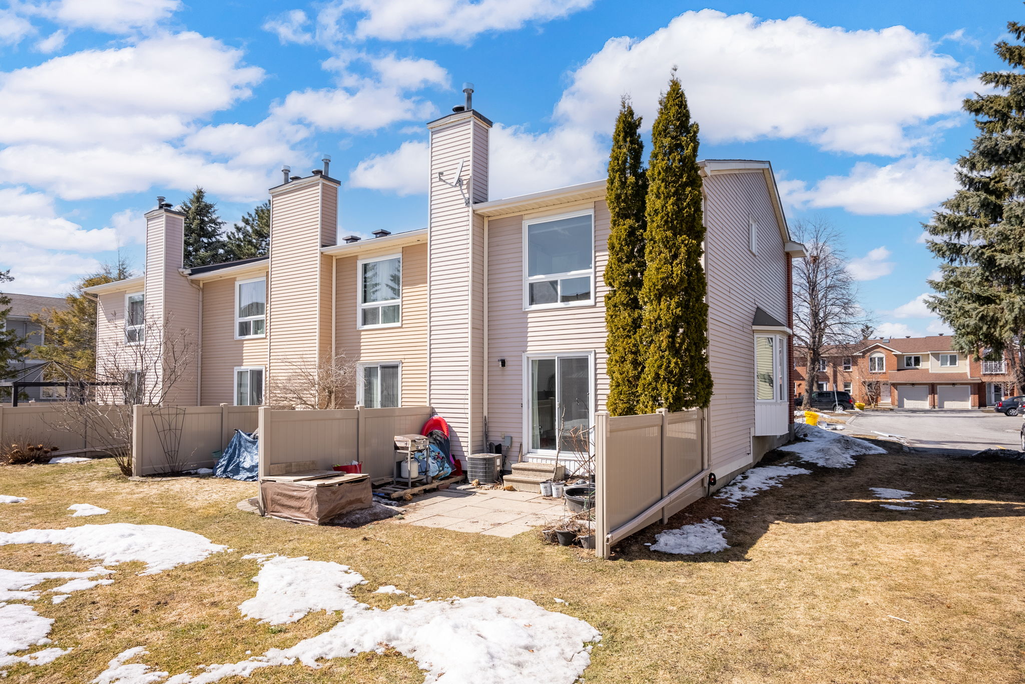Castlebrook Ln Ottawa InsideOut Media