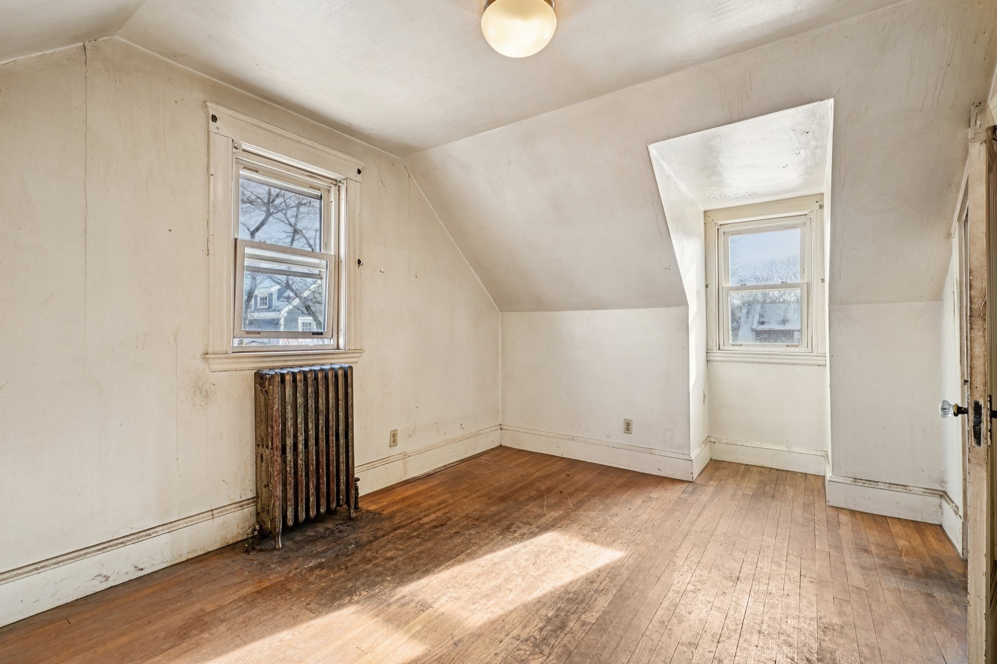 16A Willard St-S2901-019.jpg