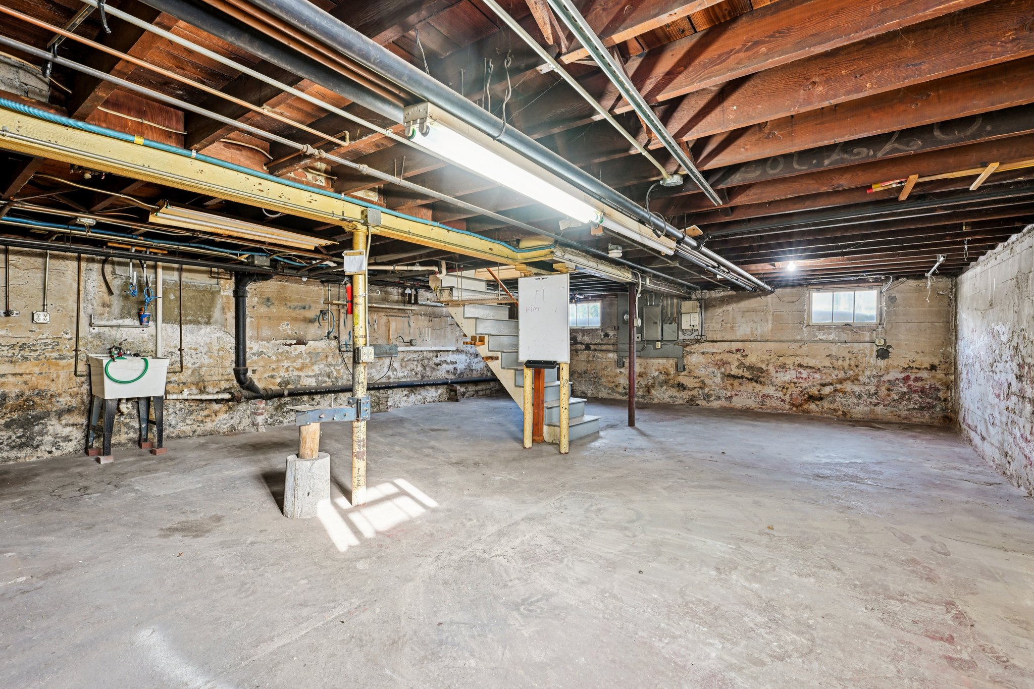 16A Willard St-S2901-026.jpg