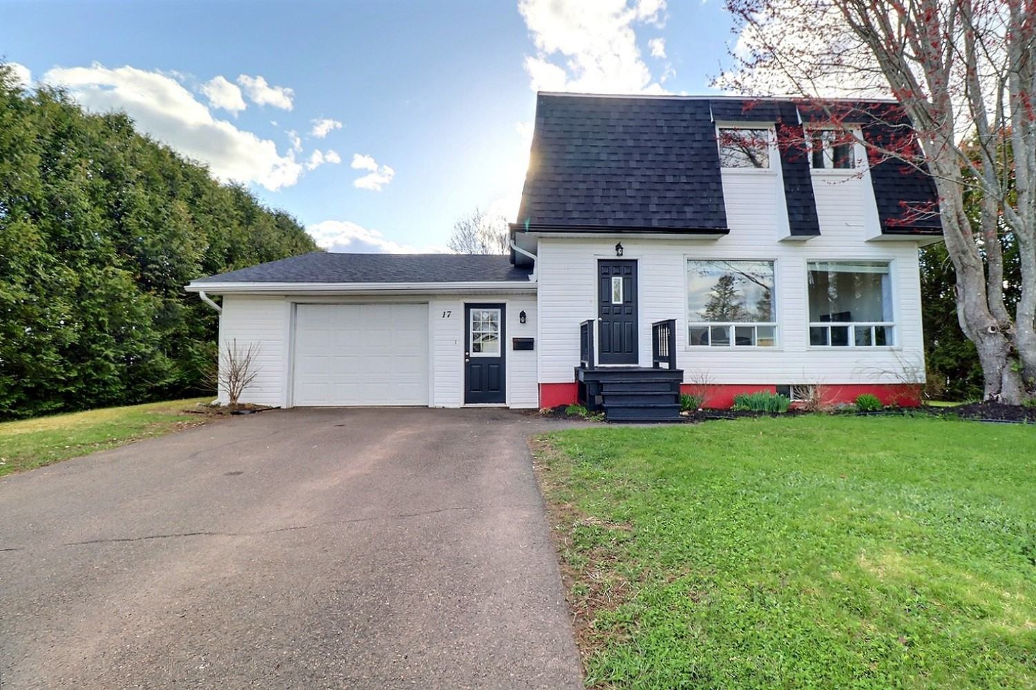 17 Brighton St, Boundary Creek, NB E1G 4B1 PROPICSTA & MeasureMySpace