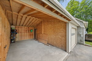  Photo 32