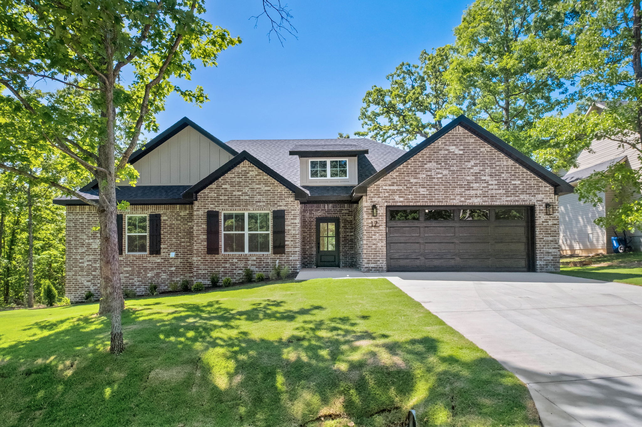 17 Carnahan Ln, Bella Vista, AR 72715, USA Photo 2