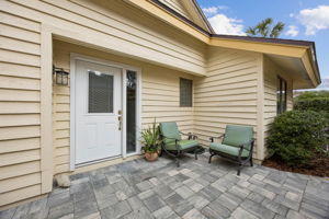 Front Entry Detail
