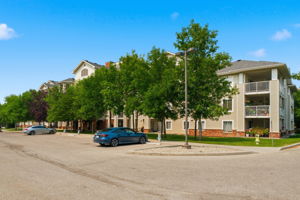  Photo 0