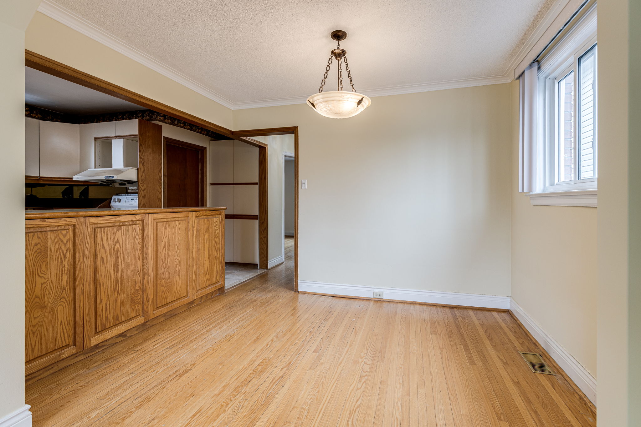 Toronto property showcase — delivered property photograph 8