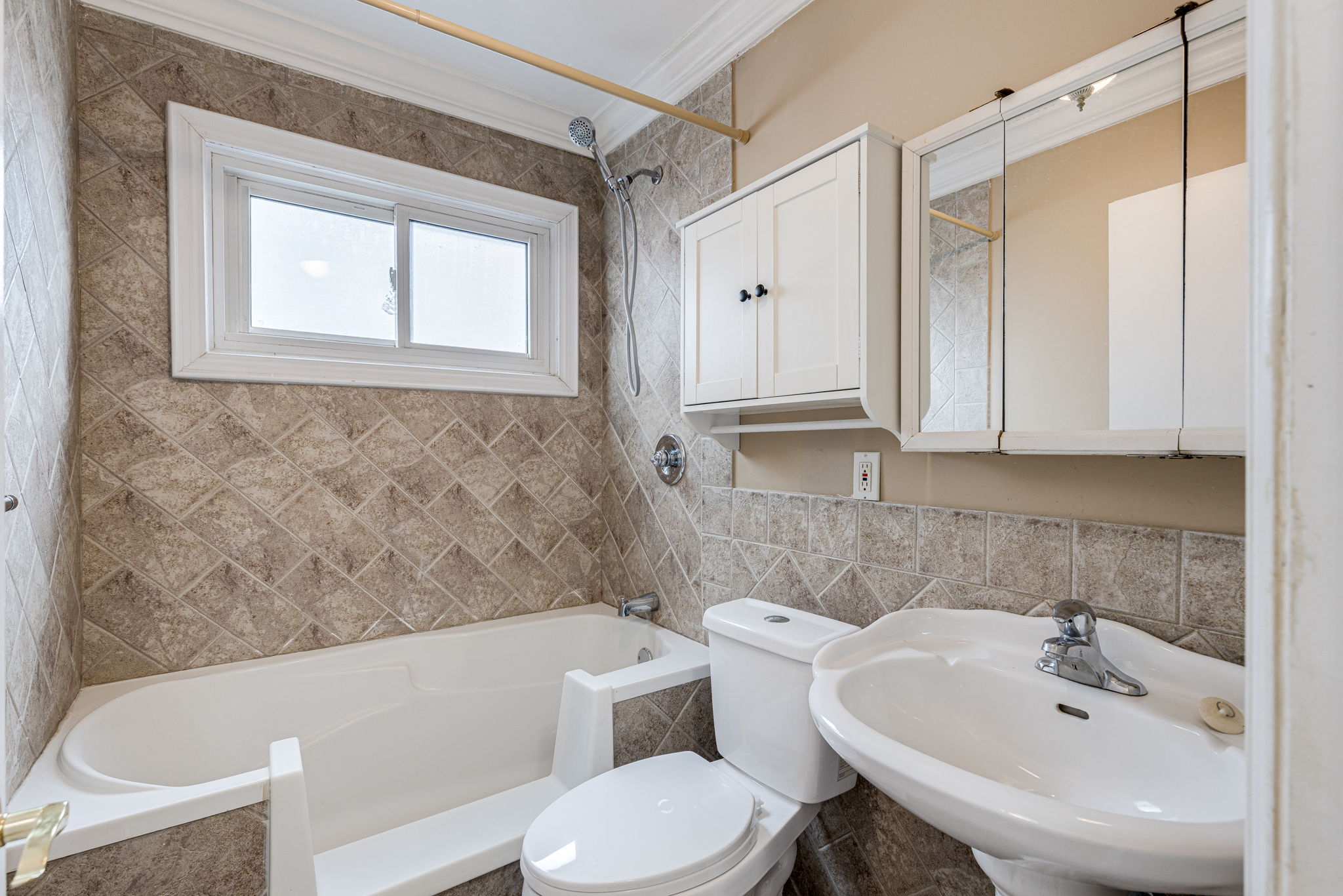 Toronto property showcase — delivered property photograph 16