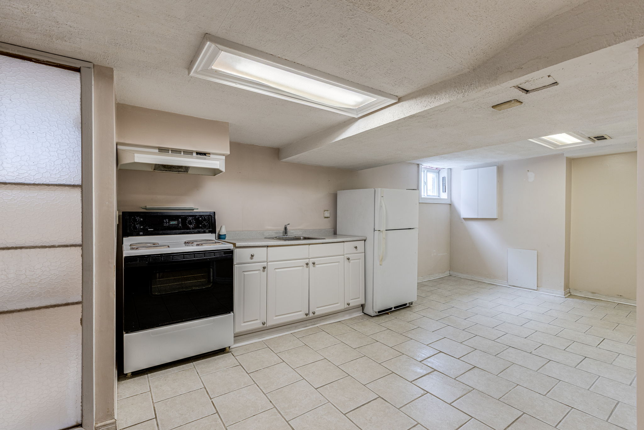 Toronto property showcase — delivered property photograph 21