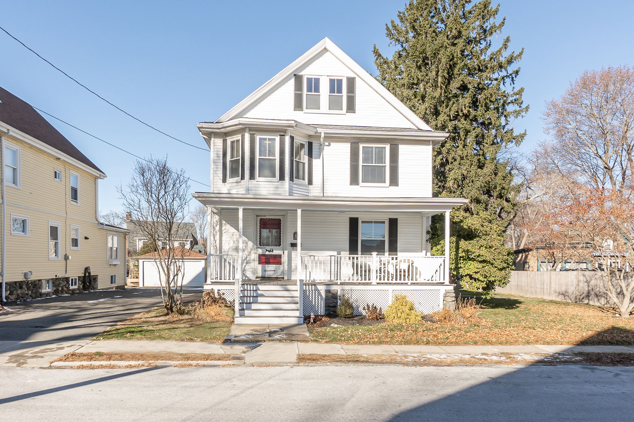 17 Emerson St, Peabody, MA 01960 KC Films and Photography