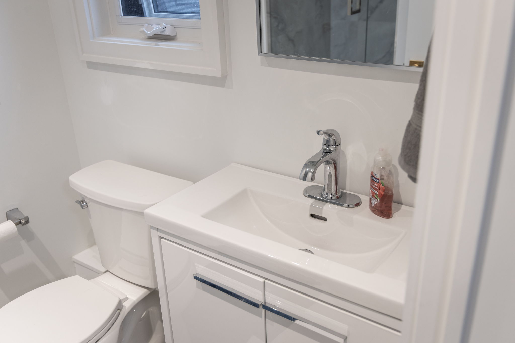 Toronto property showcase — delivered property photograph 30