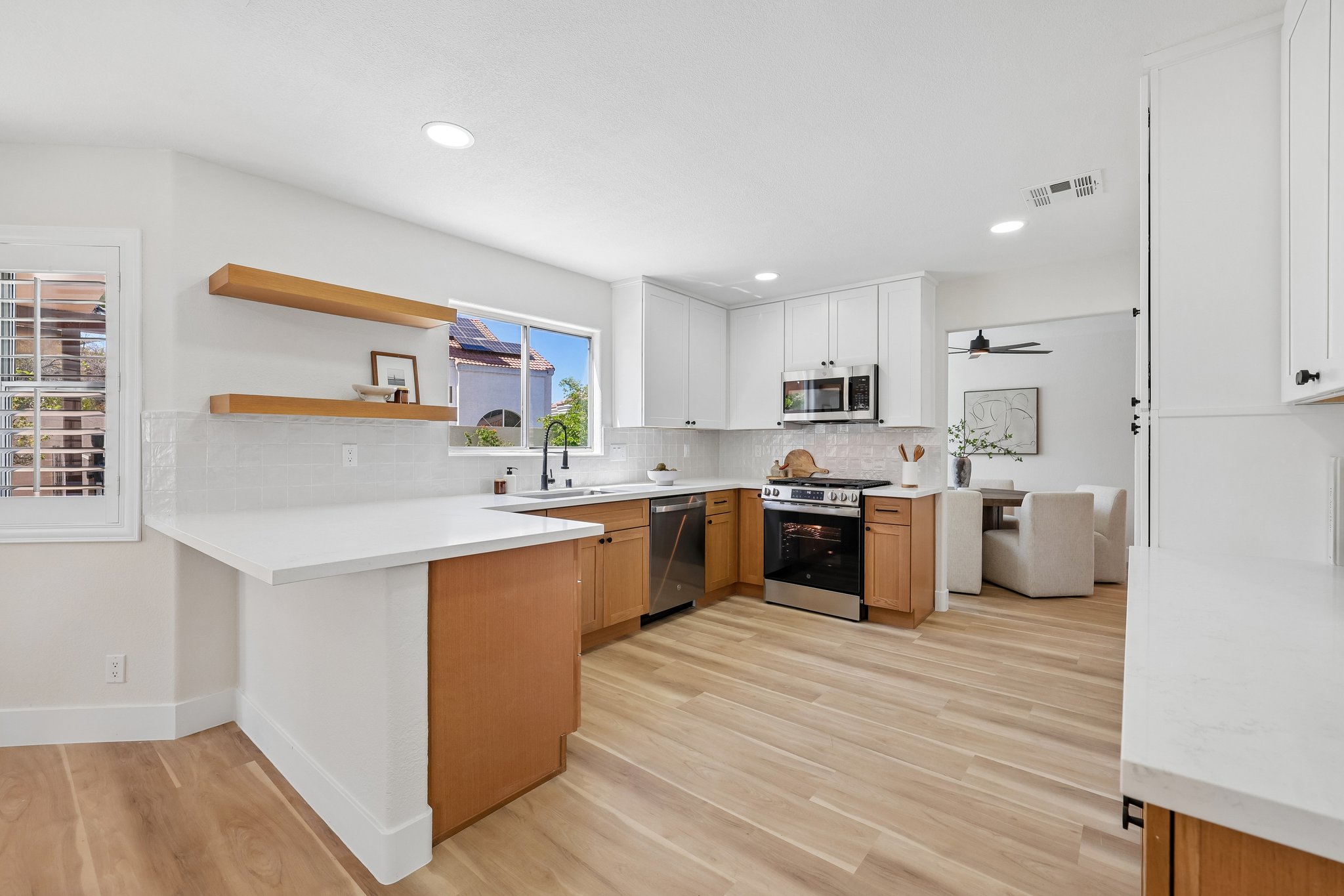 17 Golf View Dr-S1209-024.jpg