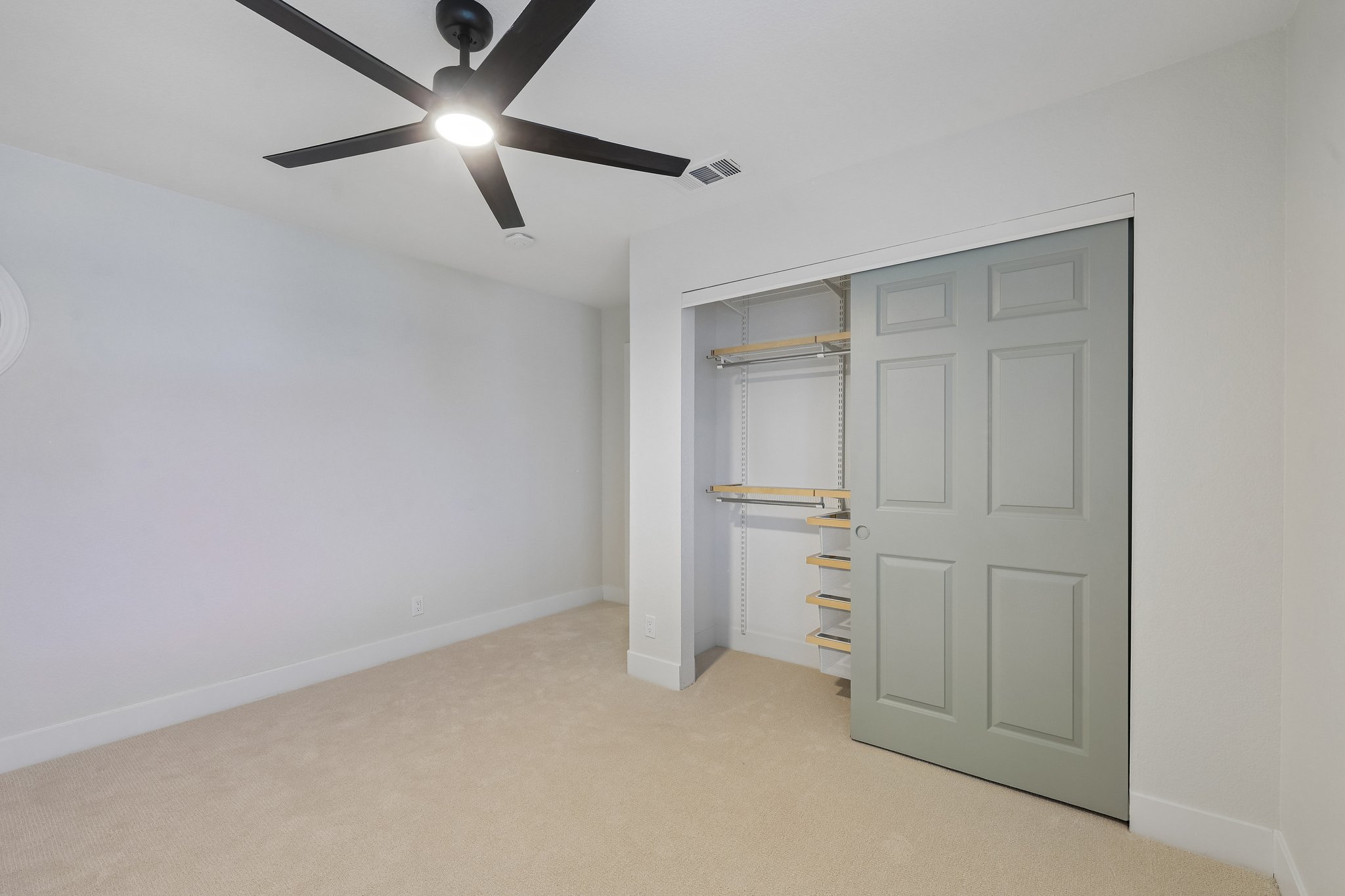 17 Golf View Dr-S1209-029.jpg
