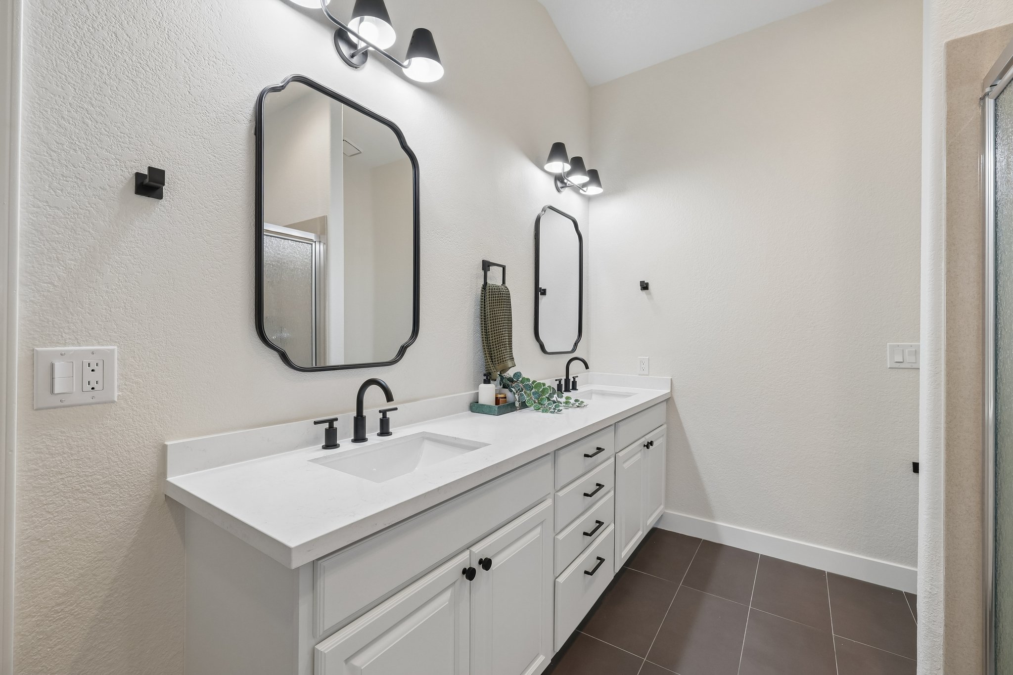 17 Golf View Dr-S1209-036.jpg