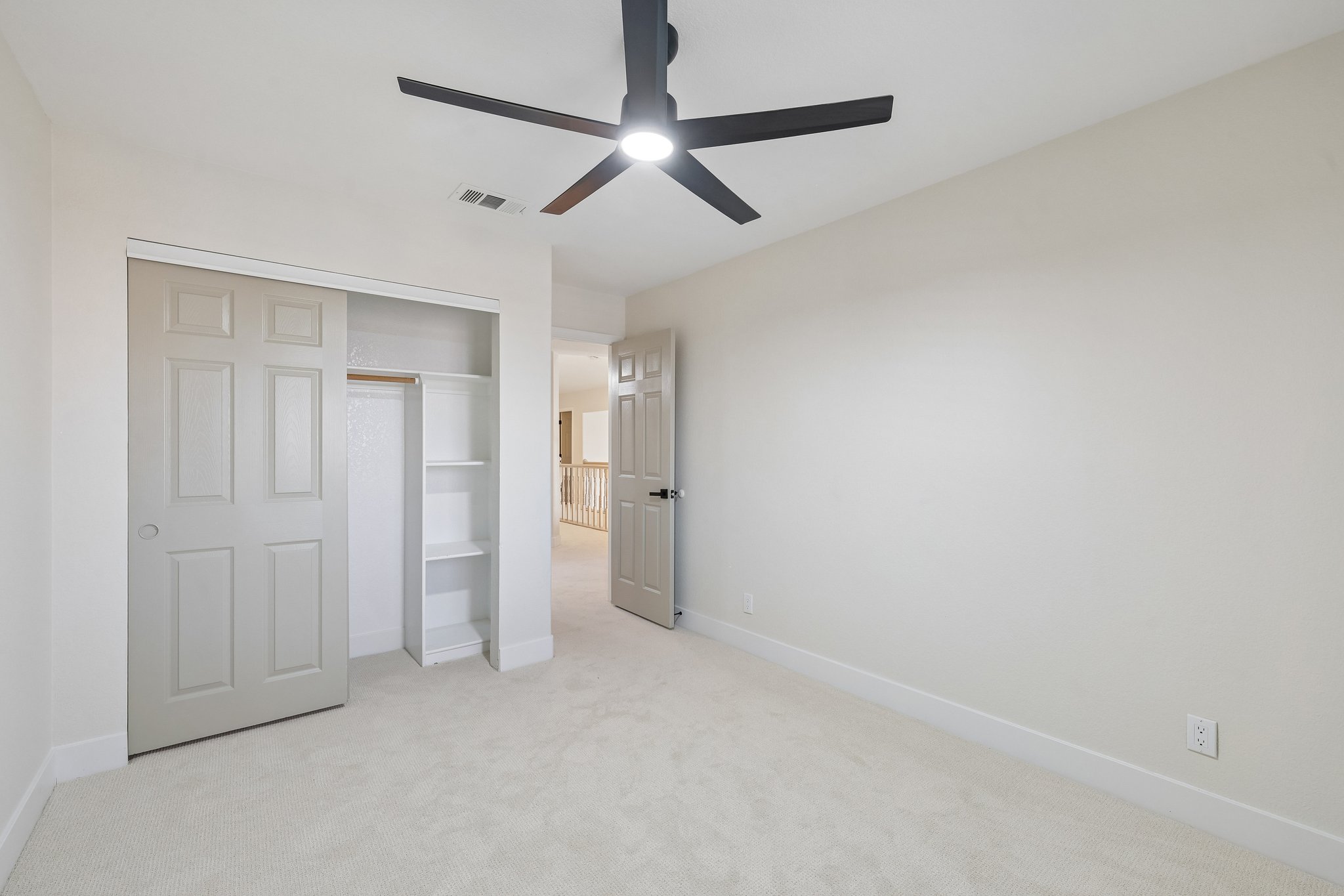 17 Golf View Dr-S1209-041.jpg