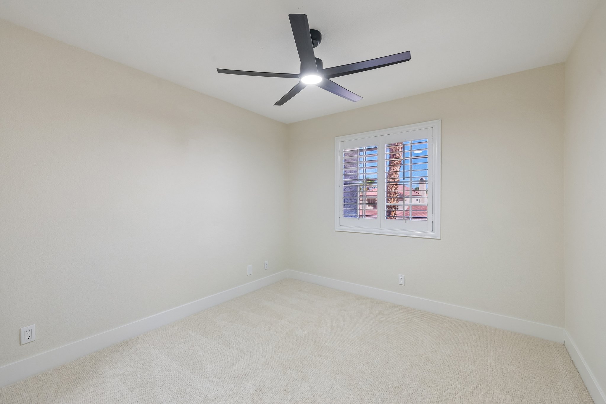 17 Golf View Dr-S1209-043.jpg