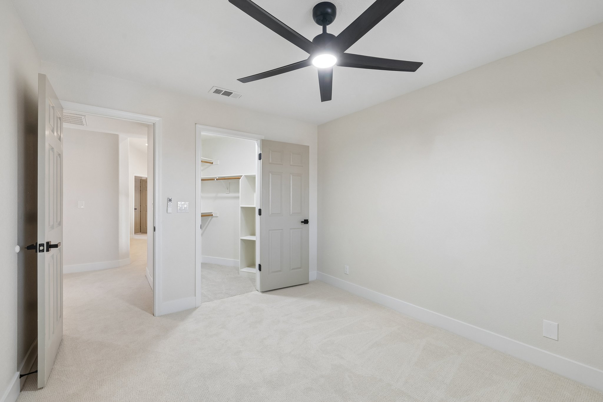 17 Golf View Dr-S1209-045.jpg