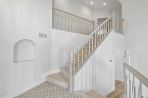 17 Golf View Dr-S1209-006.jpg