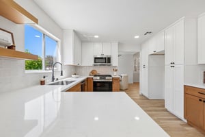 17 Golf View Dr-S1209-023.jpg