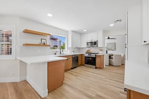 17 Golf View Dr-S1209-024.jpg