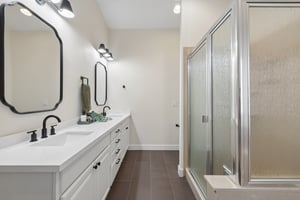 17 Golf View Dr-S1209-038.jpg