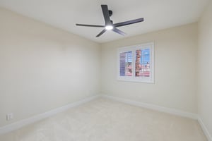 17 Golf View Dr-S1209-043.jpg