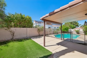 17 Golf View Dr-S1209-050.jpg
