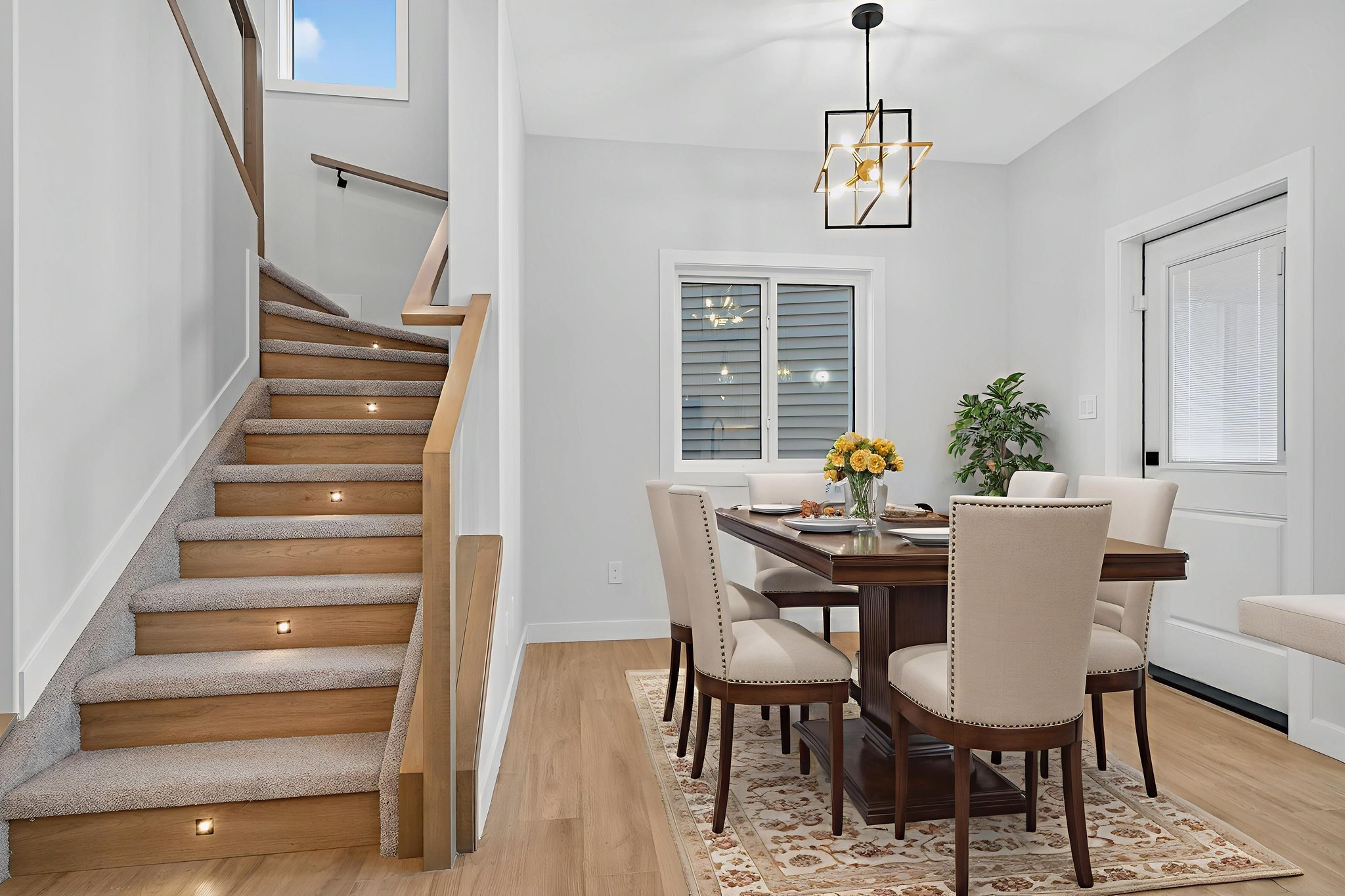 DSC09650 virtually staged.jpeg