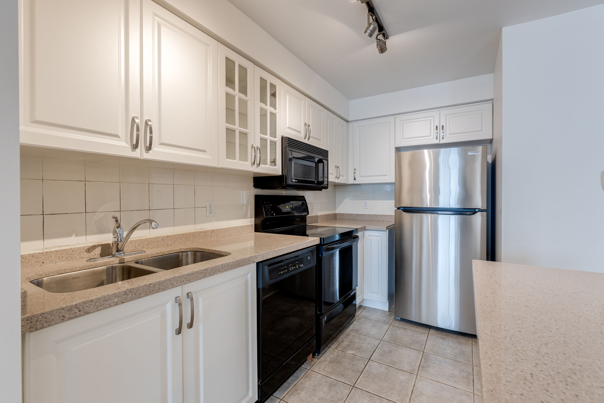 Toronto property showcase — delivered property photograph 7