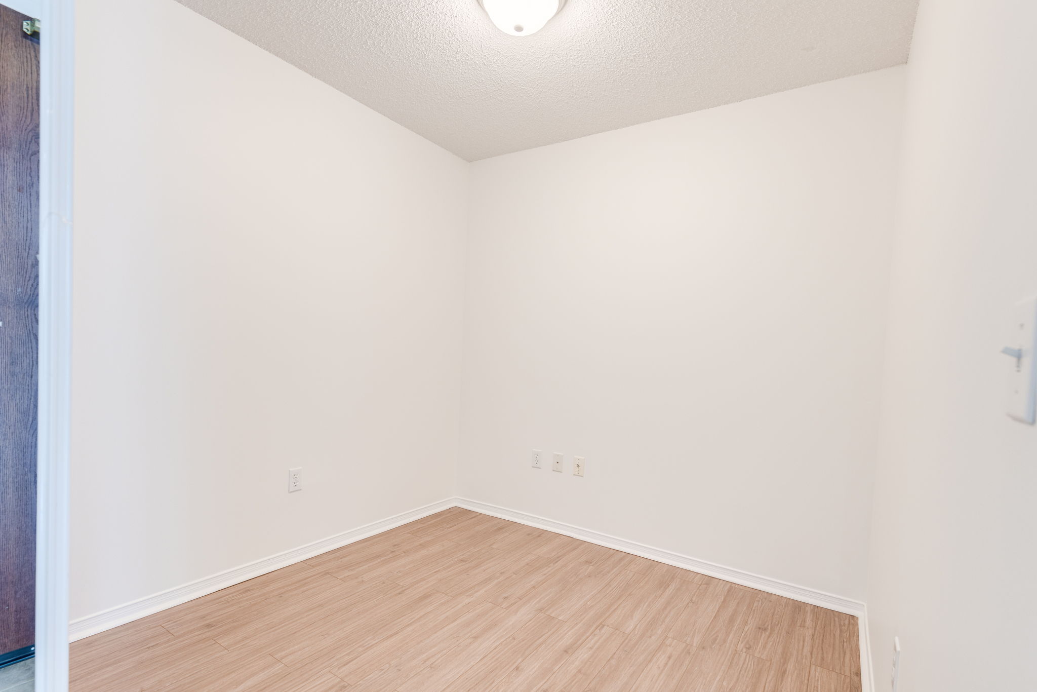 Toronto property showcase — delivered property photograph 13