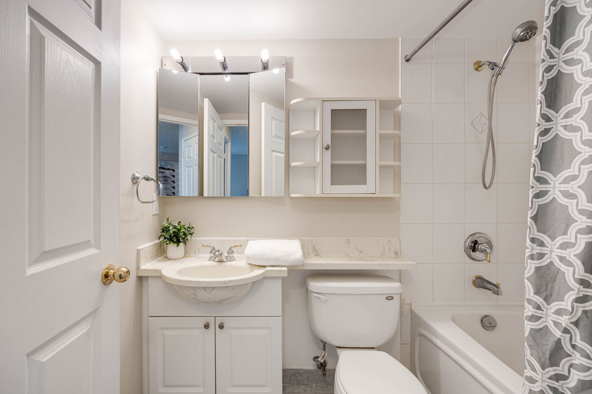 17 Michael Power Pl, Etobicoke, ON M9A 5G5, Canada Photo 19