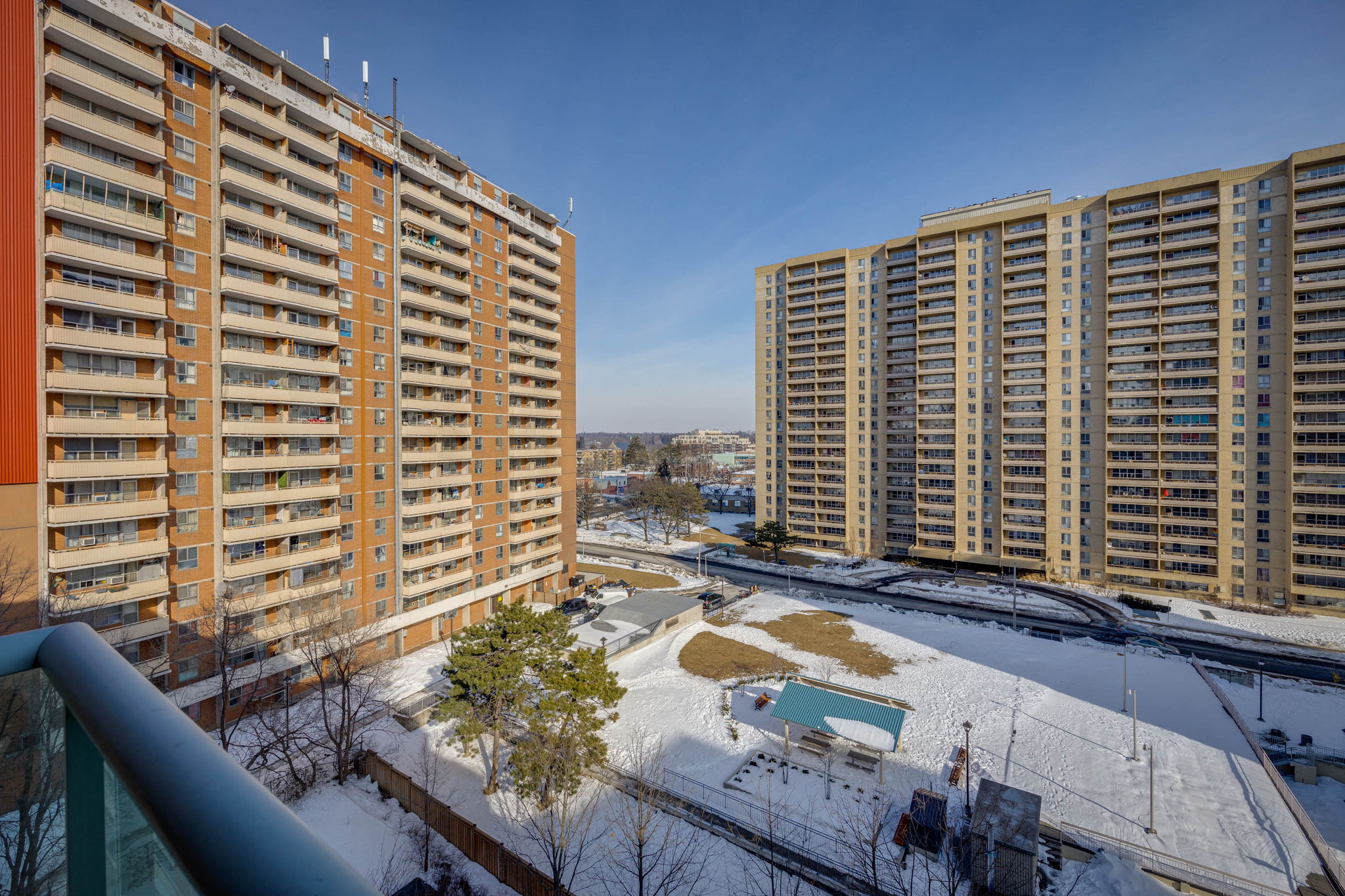 17 Michael Power Pl, Etobicoke, ON M9A 5G5, Canada Photo 23