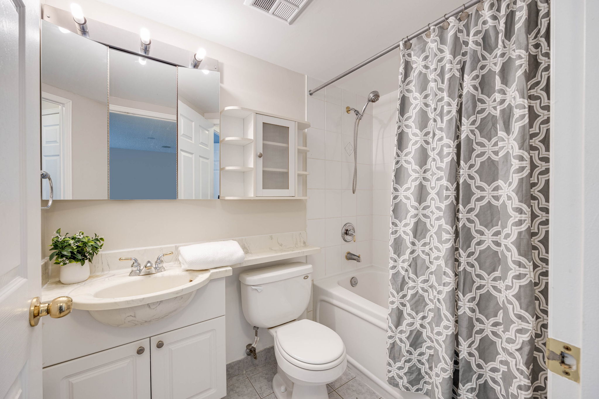 17 Michael Power Pl, Etobicoke, ON M9A 5G5, Canada Photo 20
