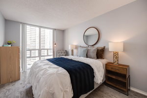 17 Michael Power Pl, Etobicoke, ON M9A 5G5, Canada Photo 16